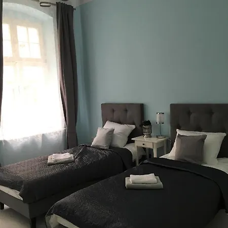 Апартаменты Duzy Apartament - Cichy Zakatek Na Starowce Познань