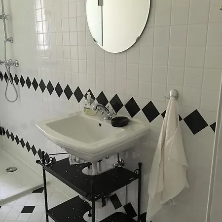 Апартаменты Duzy Apartament - Cichy Zakatek Na Starowce Познань